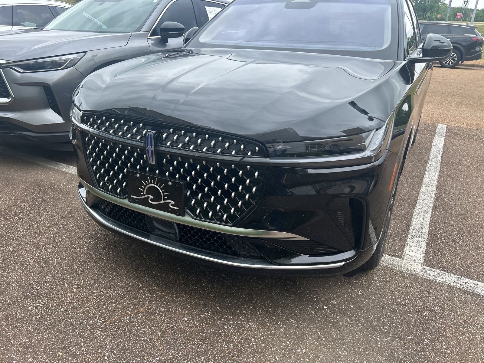 Used 2024 Black Lincoln Reserve image 6