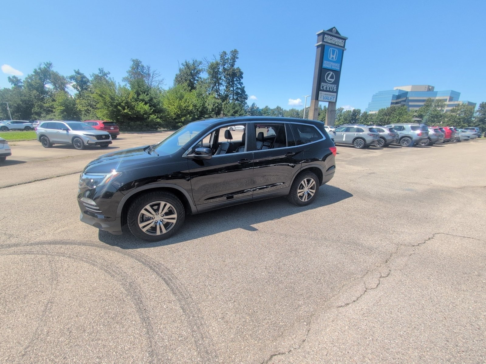 Used 2018 Crystal Black Pearl Honda EX-L image 2