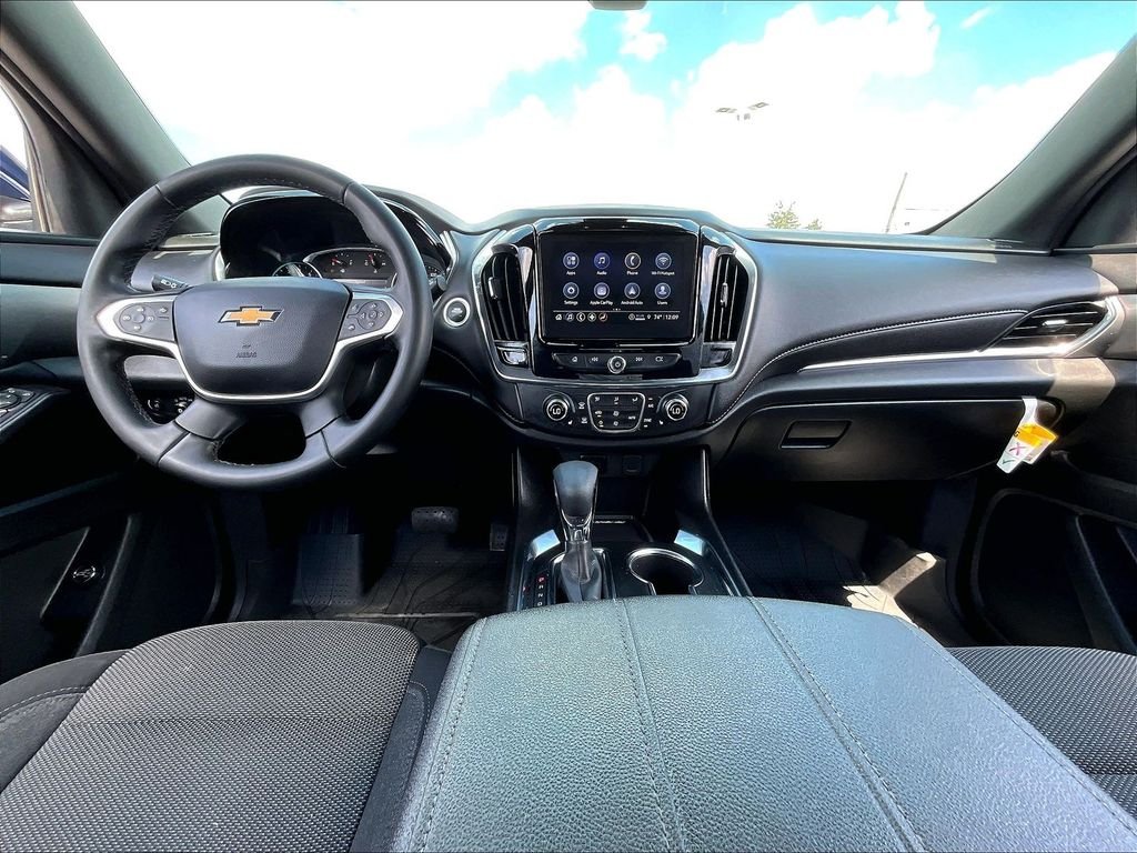 Used 2023 Northsky Blue Metallic Chevrolet LT image 22