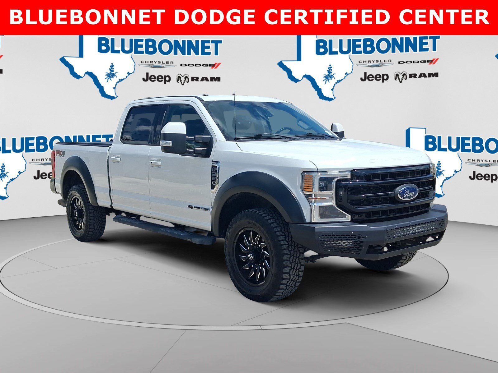 Used 2021 Star White Metallic Tri-Coat Ford LARIAT image 3