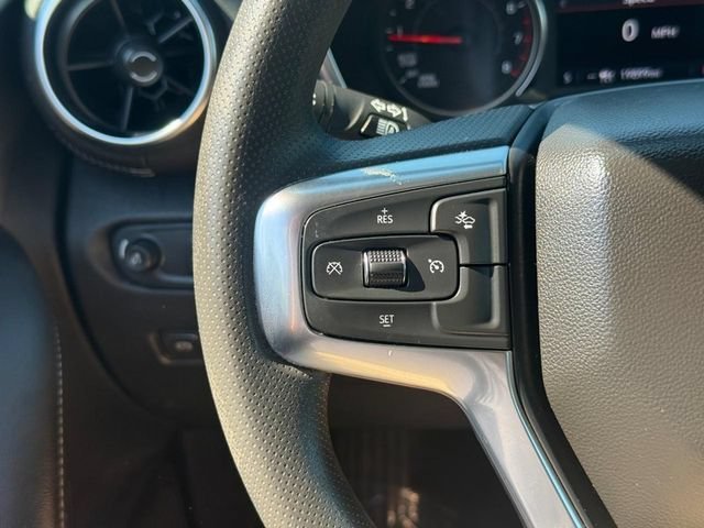 Used 2024 Summit White Chevrolet 2LT image 18