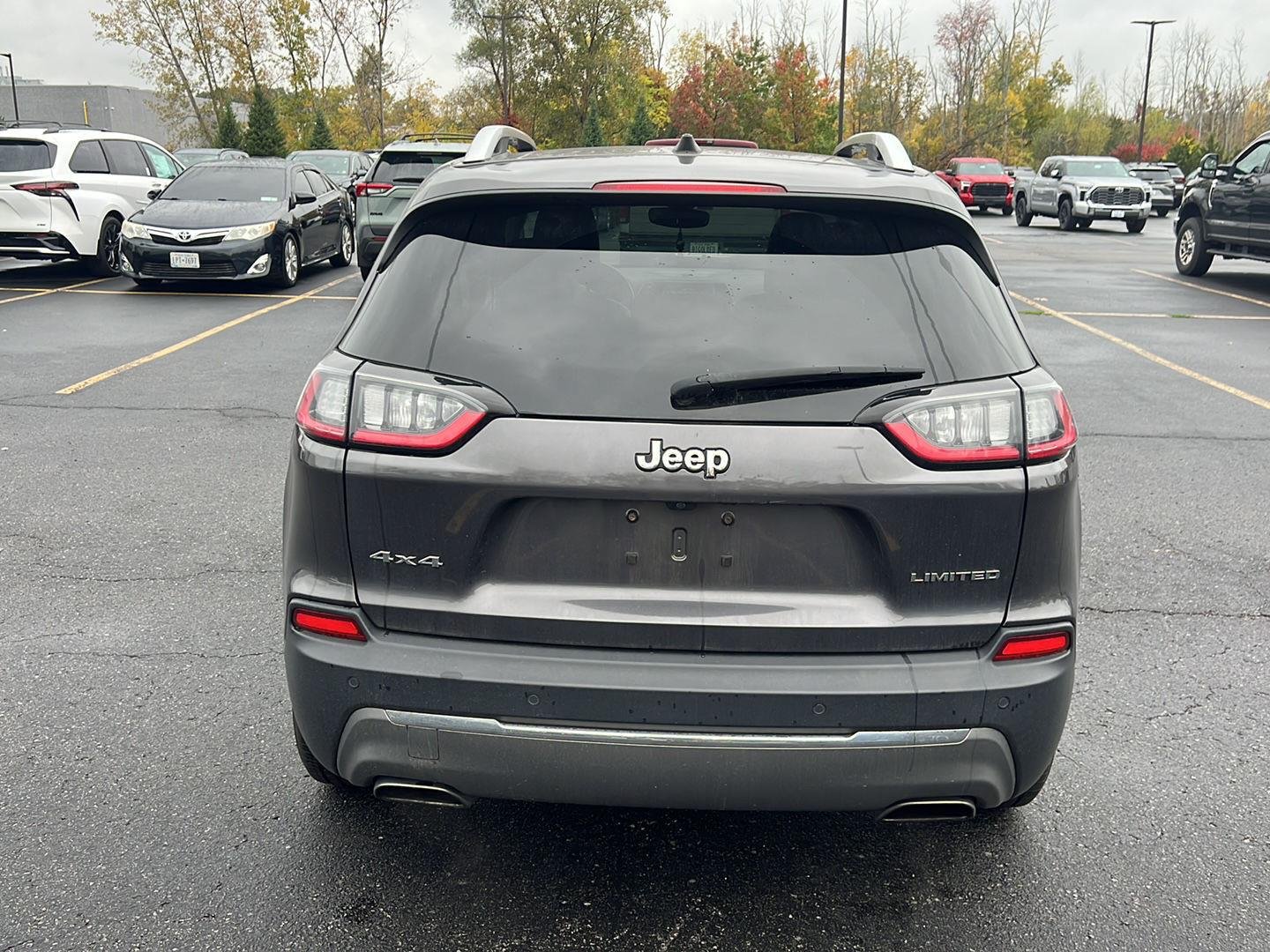 Used 2020 Granite Crystal Metallic Clearcoat Jeep Limited image 3