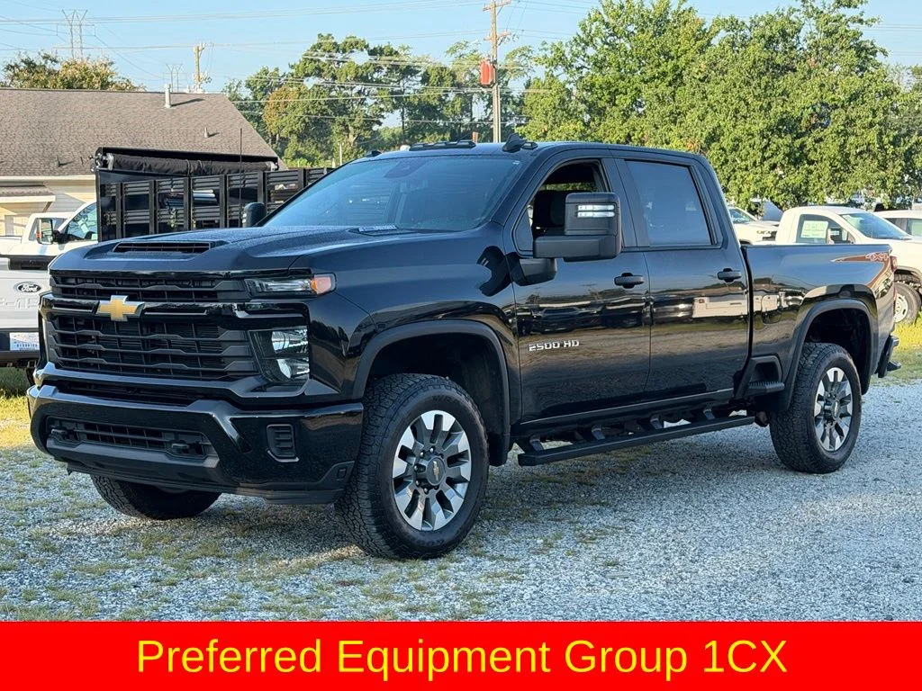 Used 2024 Black Chevrolet Custom image 10