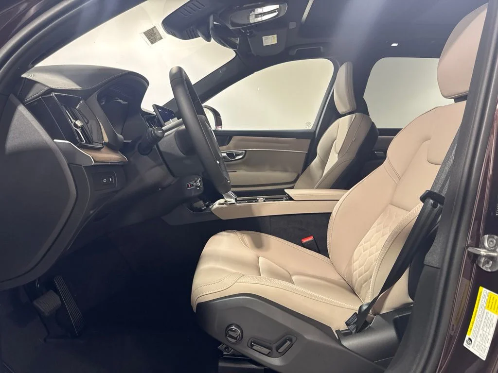 New 2026 Red Metallic Volvo T8 Plus image 19