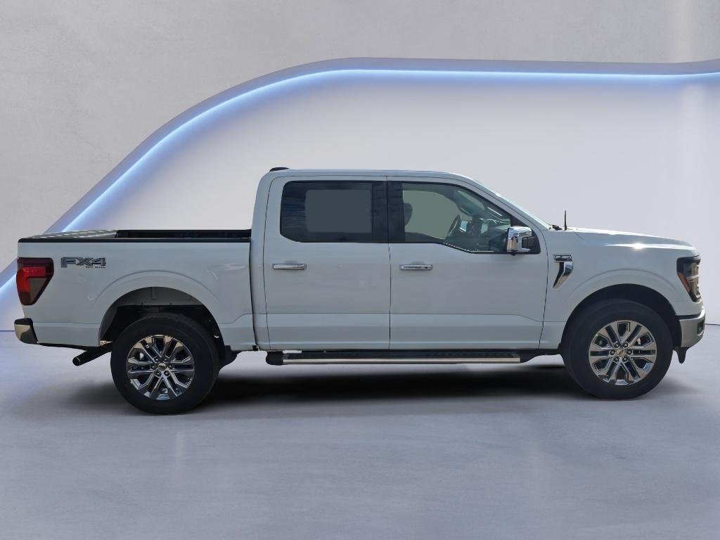 New 2026 White Ford XLT image 4