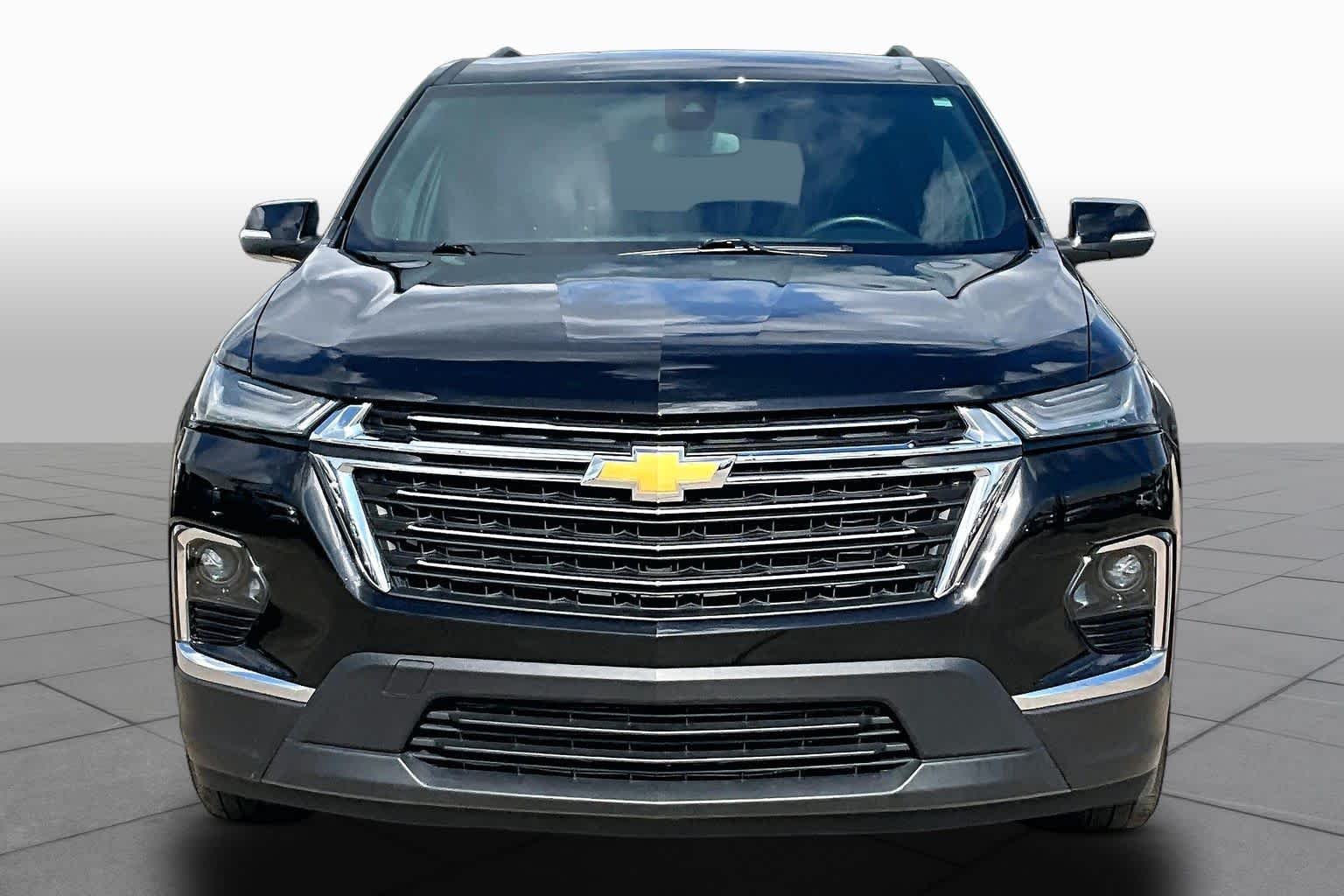Used 2023 Mosaic Black Metallic Chevrolet LT Cloth image 4
