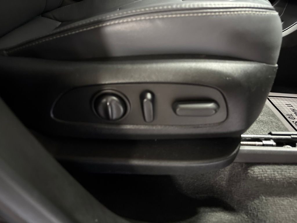 Used 2021 Black Buick Essence image 34