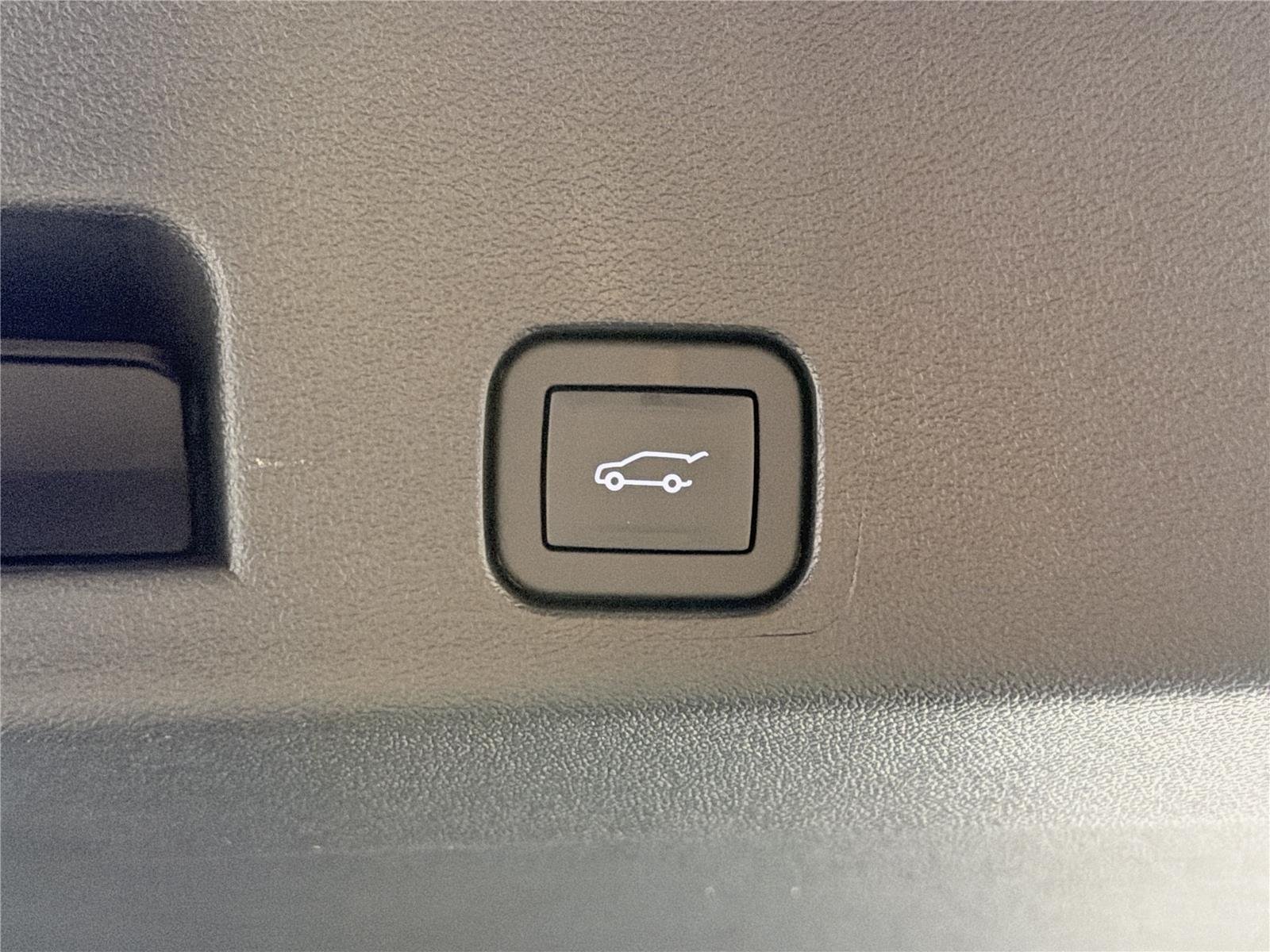 2026 GMC Acadia Elevation - Photo 19