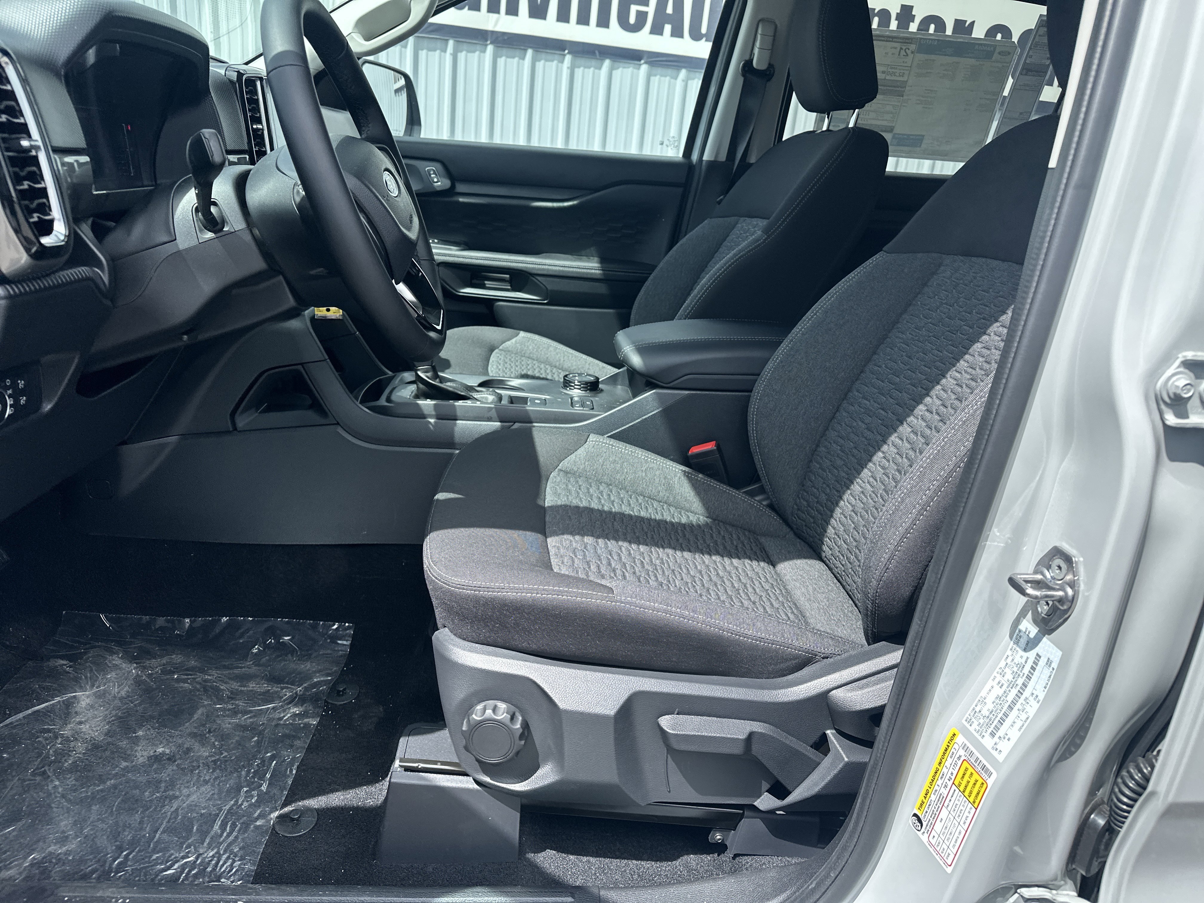 New 2026 Avalanche Ford XLT image 16