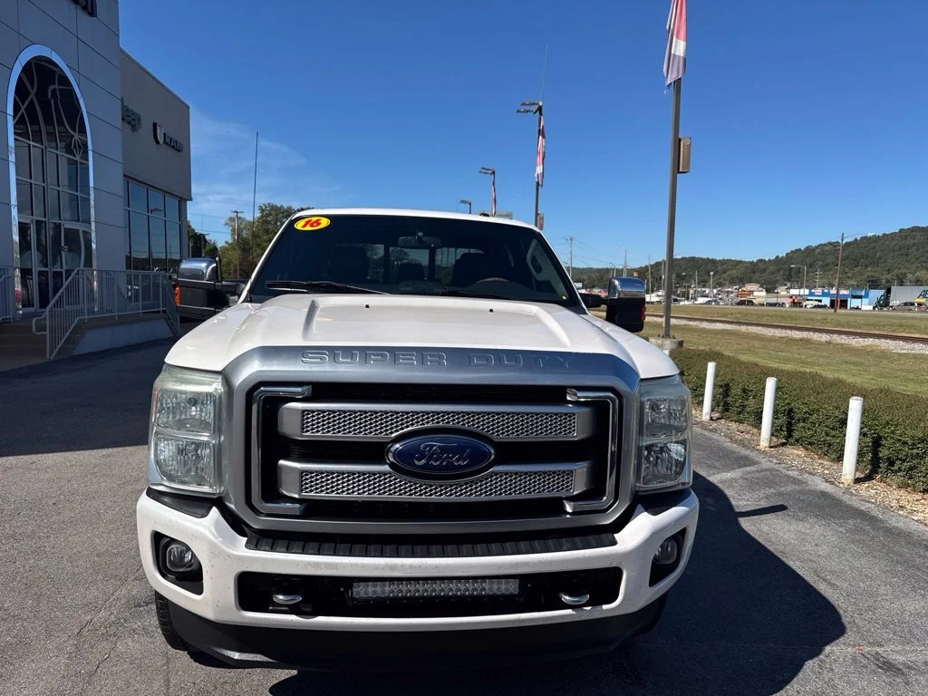 Used 2016 White Platinum Clearcoat Metallic Ford Platinum image 2