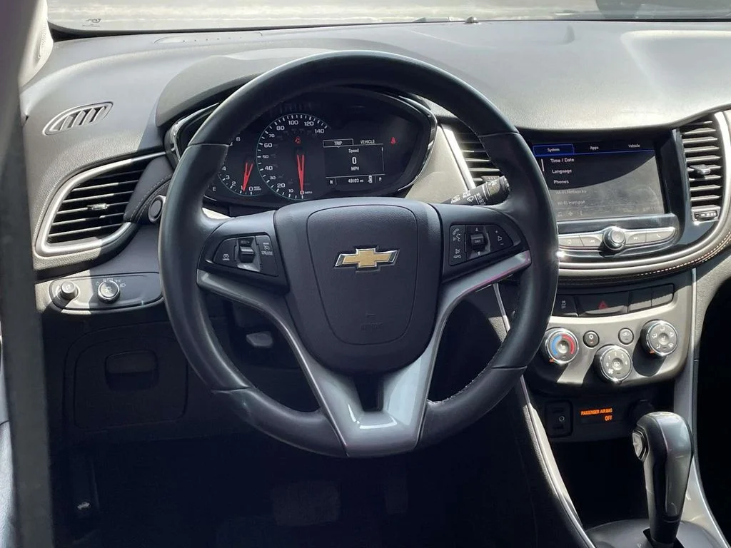 Used 2021 Mosaic Black Metallic Chevrolet LT image 16