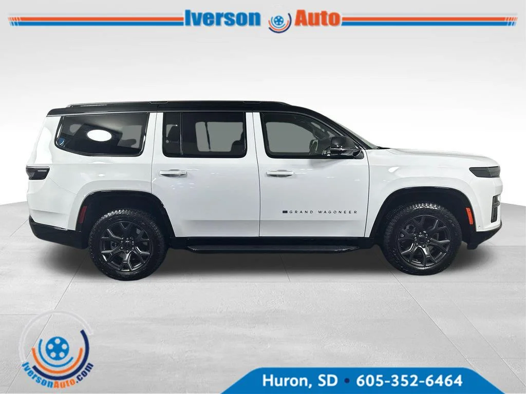 New 2026 Bright White Clearcoat Jeep Upland image 12