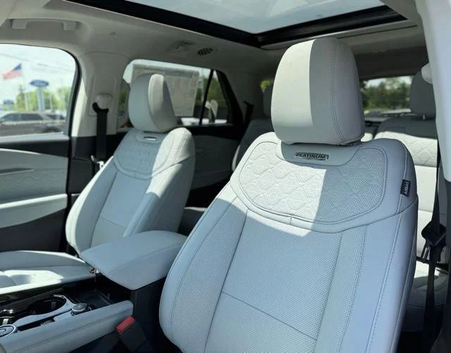 New 2026 Star White Metallic Tri-Coat Ford Platinum™ image 16