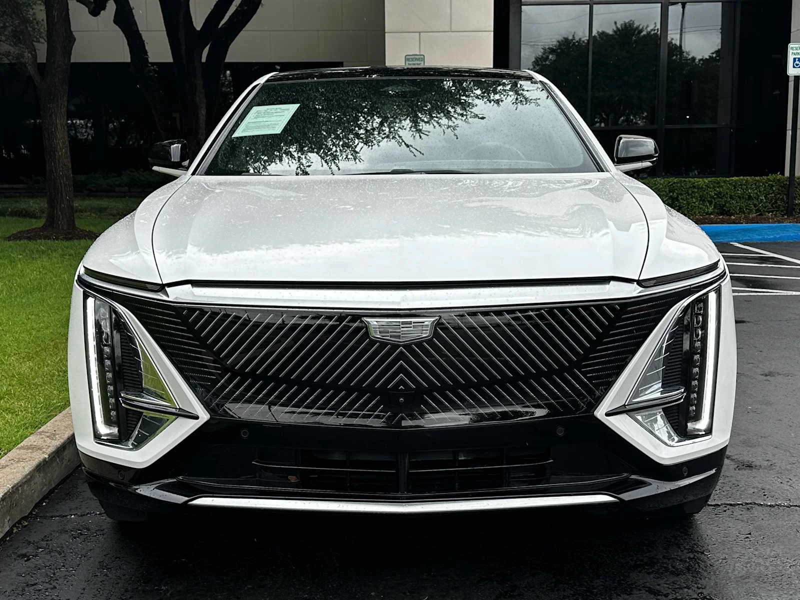 Certified 2025 Cadillac LYRIQ Luxury 3 with VIN 1GYKPTRL4SZ304413 for sale in Dallas, TX