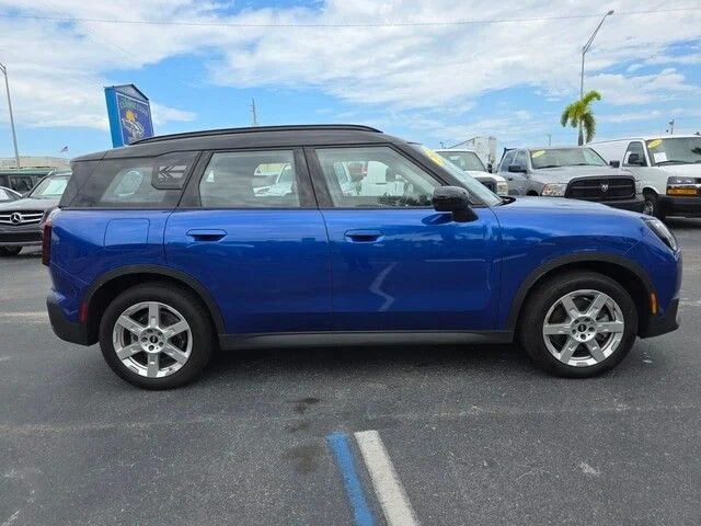 Used 2025 Blue MINI Cooper S ALL4 image 7