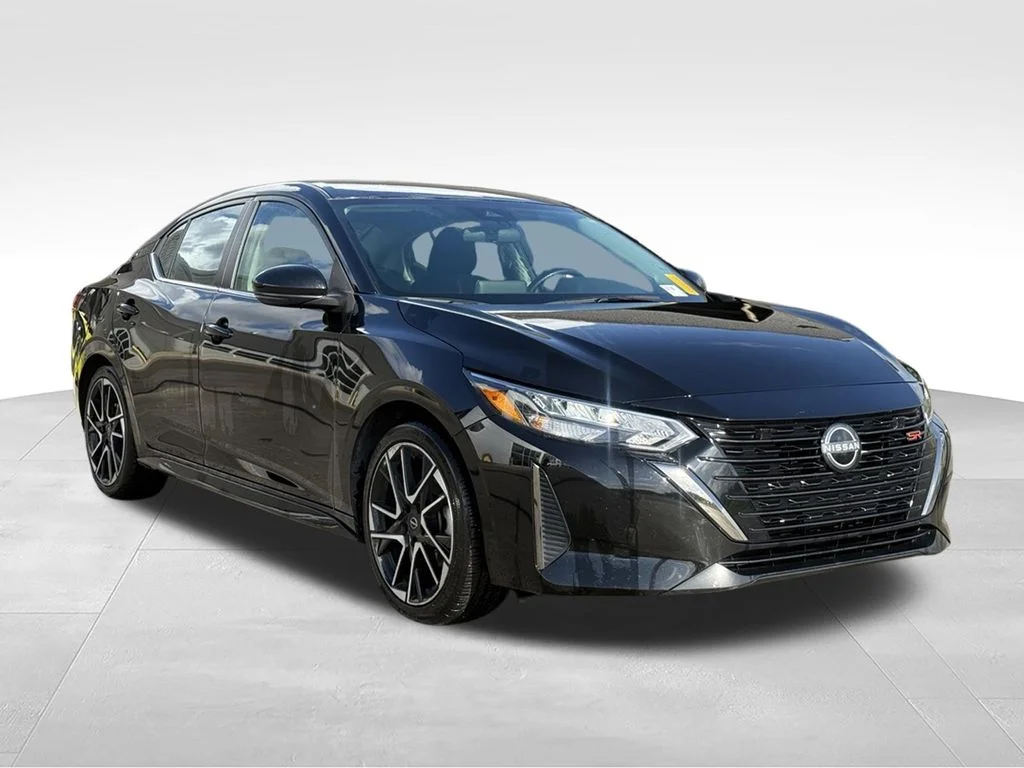 Used 2025 Black Nissan SR image 27