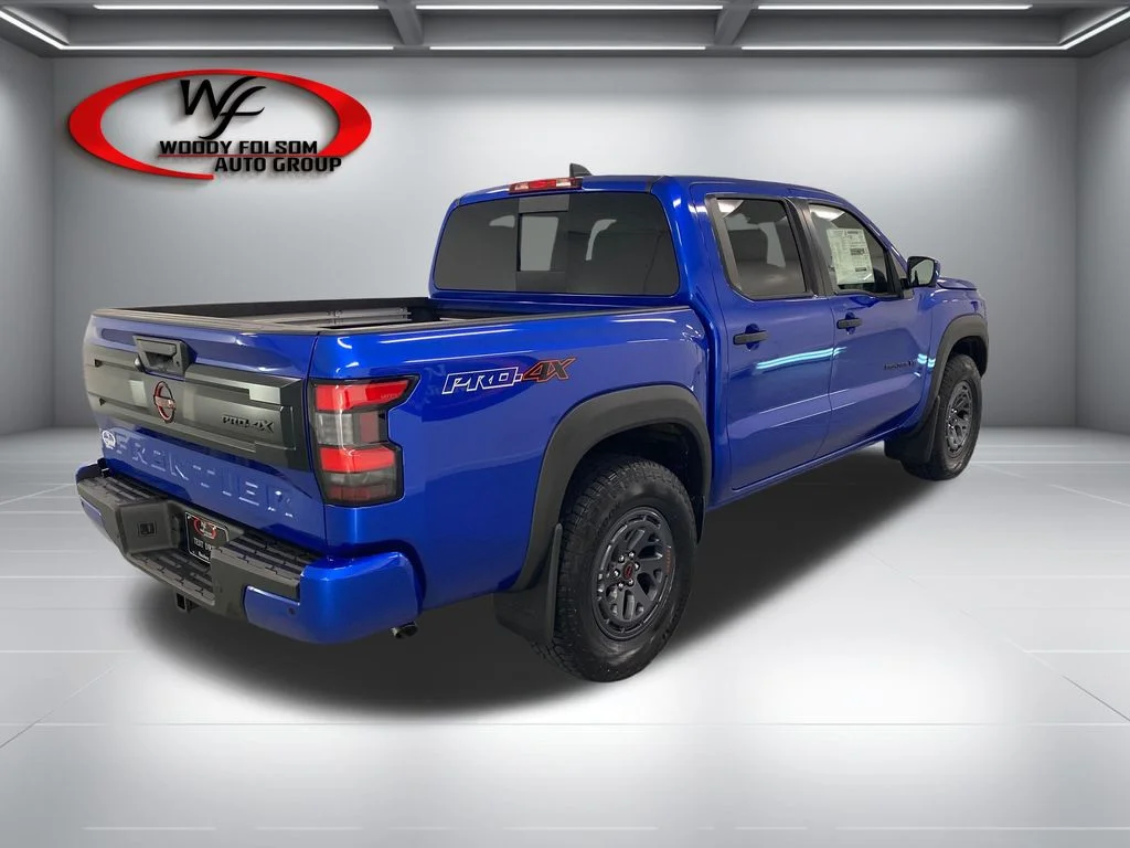 New 2027 Bluestone Pearl Nissan Crew Cab PRO-4X® image 6
