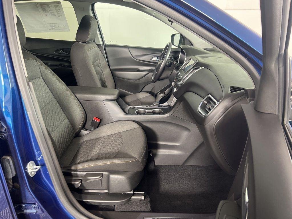 Used 2020 Pacific Blue Metallic Chevrolet LT image 8