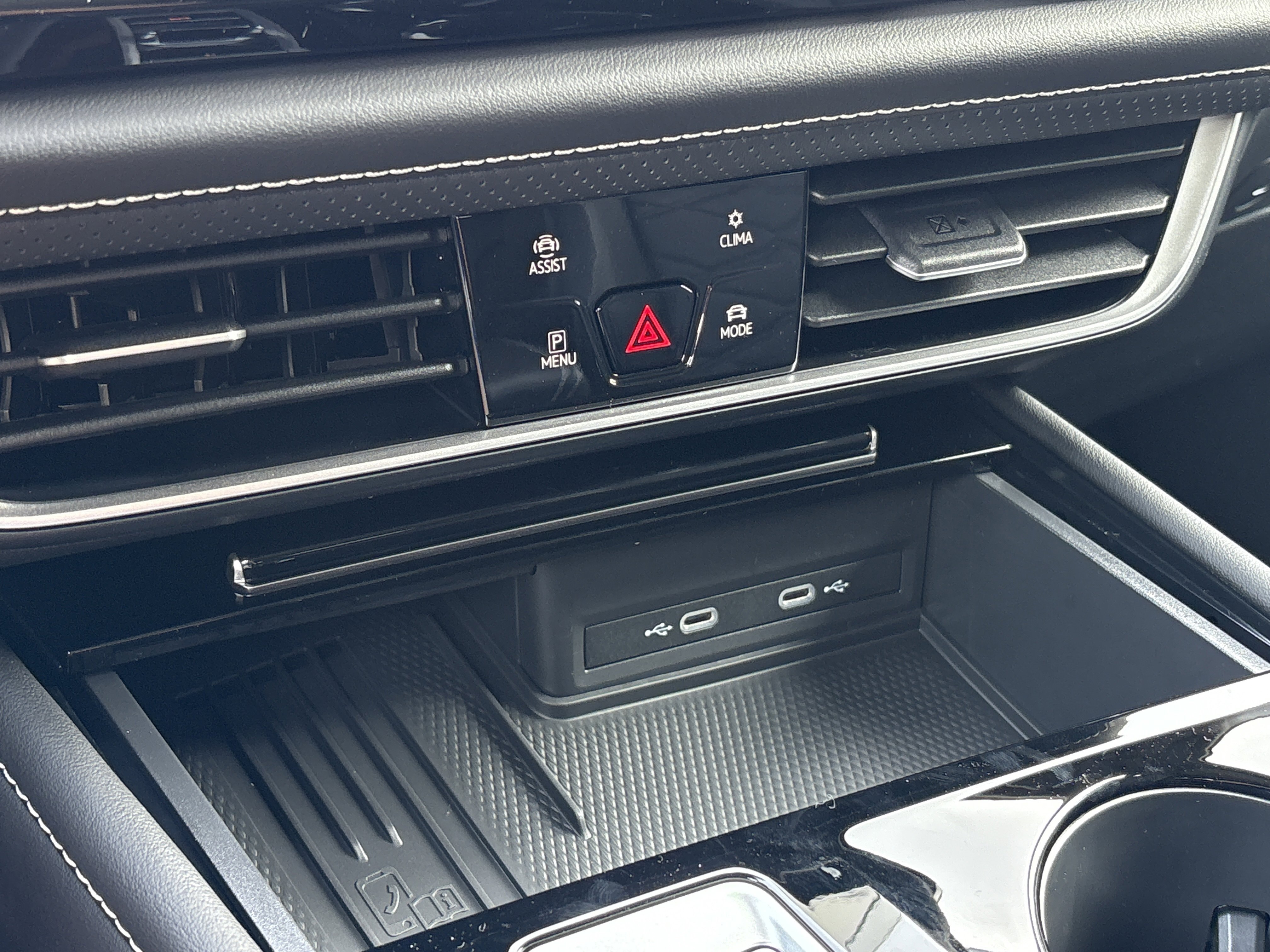 2026 Volkswagen Atlas SE w/Tech - Photo 20