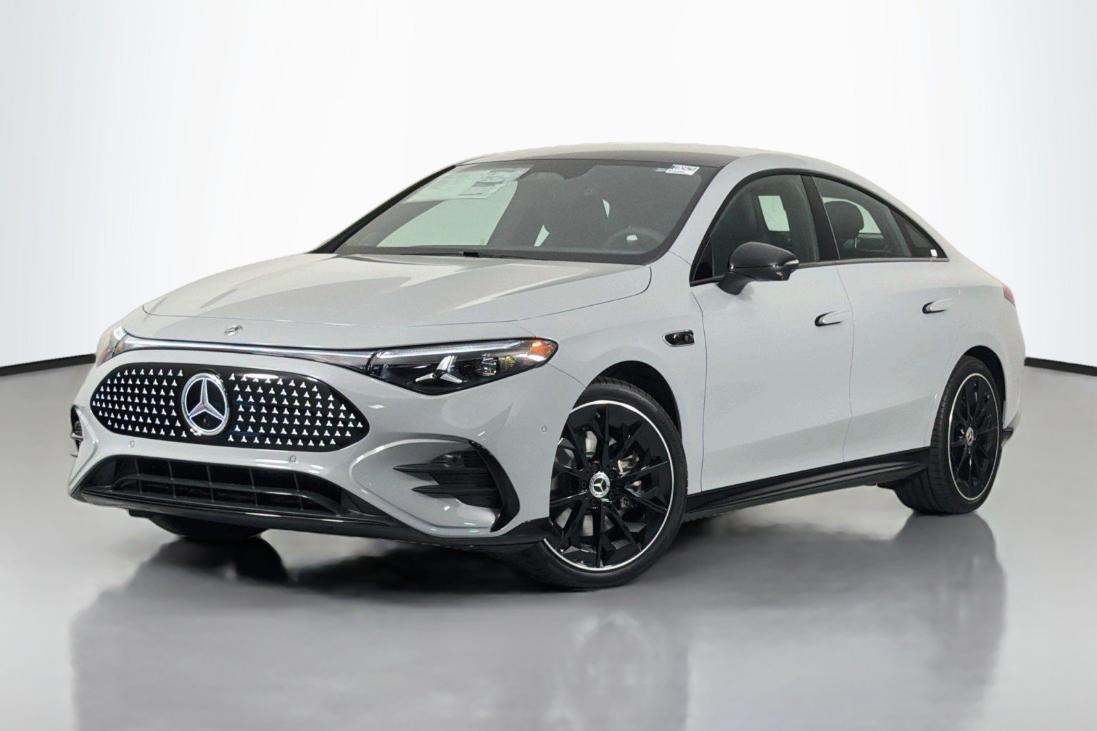 New 2027 MANUFAKTUR Alpine Grey Mercedes-Benz CLA 350 Electric image 1