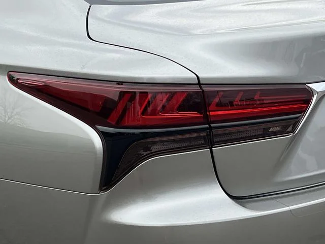 2023 Lexus LS Base - Photo 10