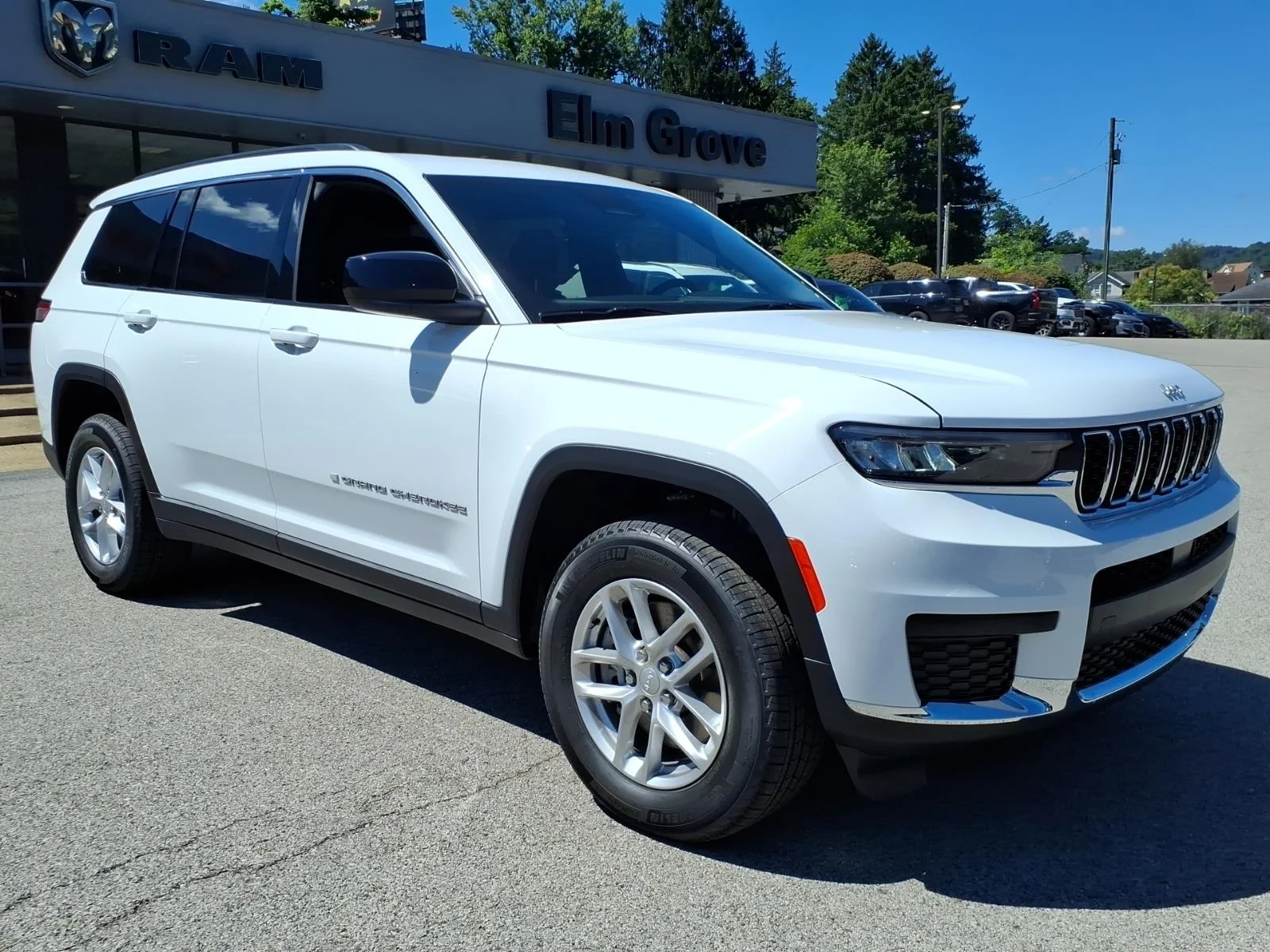 New 2026 Bright White Clearcoat Jeep Laredo X image 1