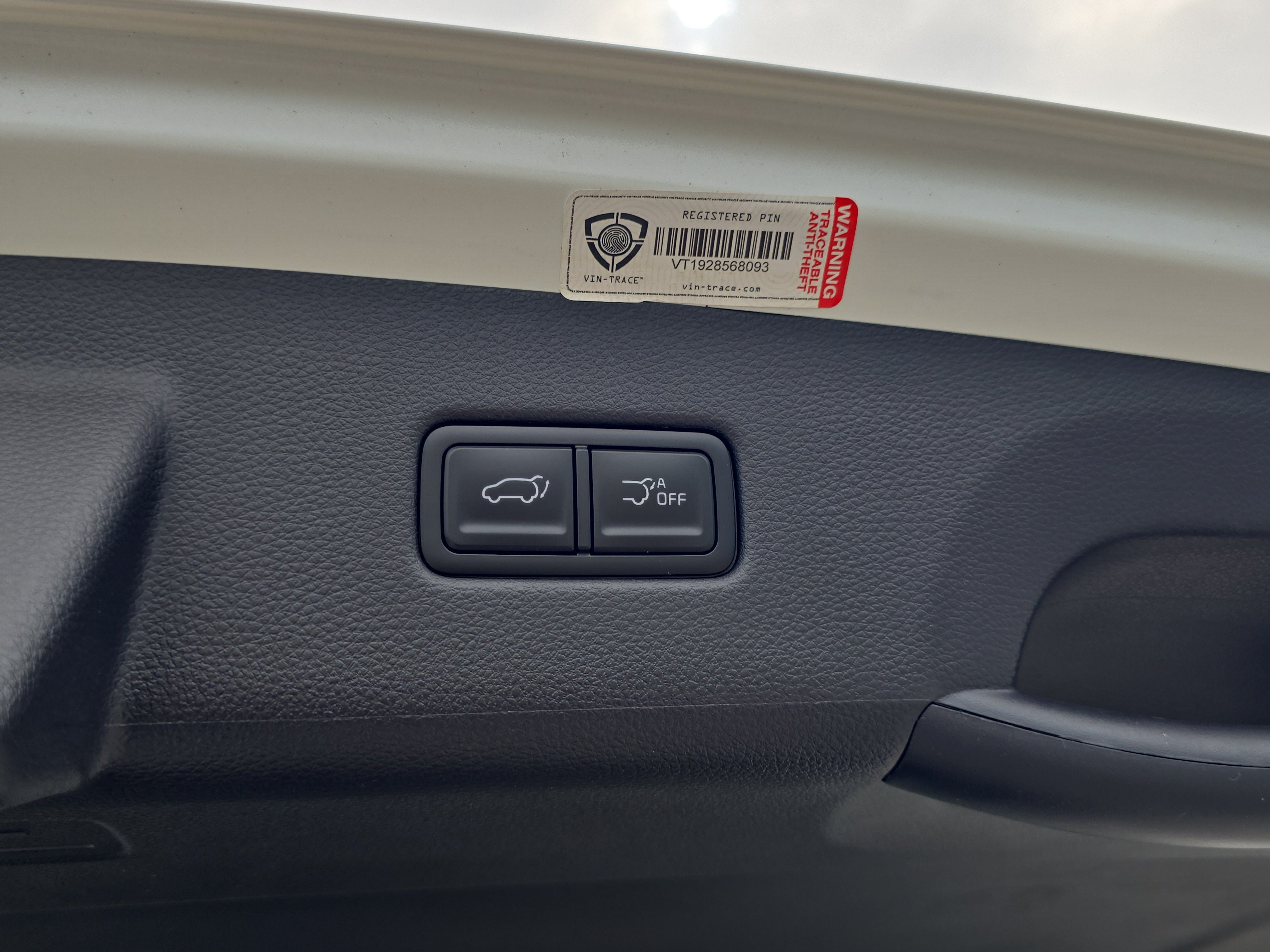New 2026 Snow White Pearl Kia EX image 11