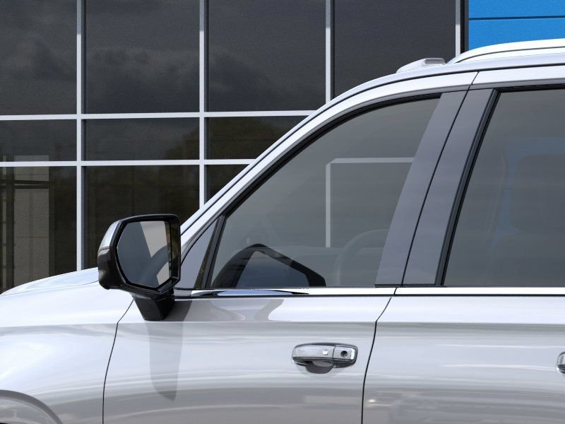 2026 Chevrolet Suburban Premier - Photo 13