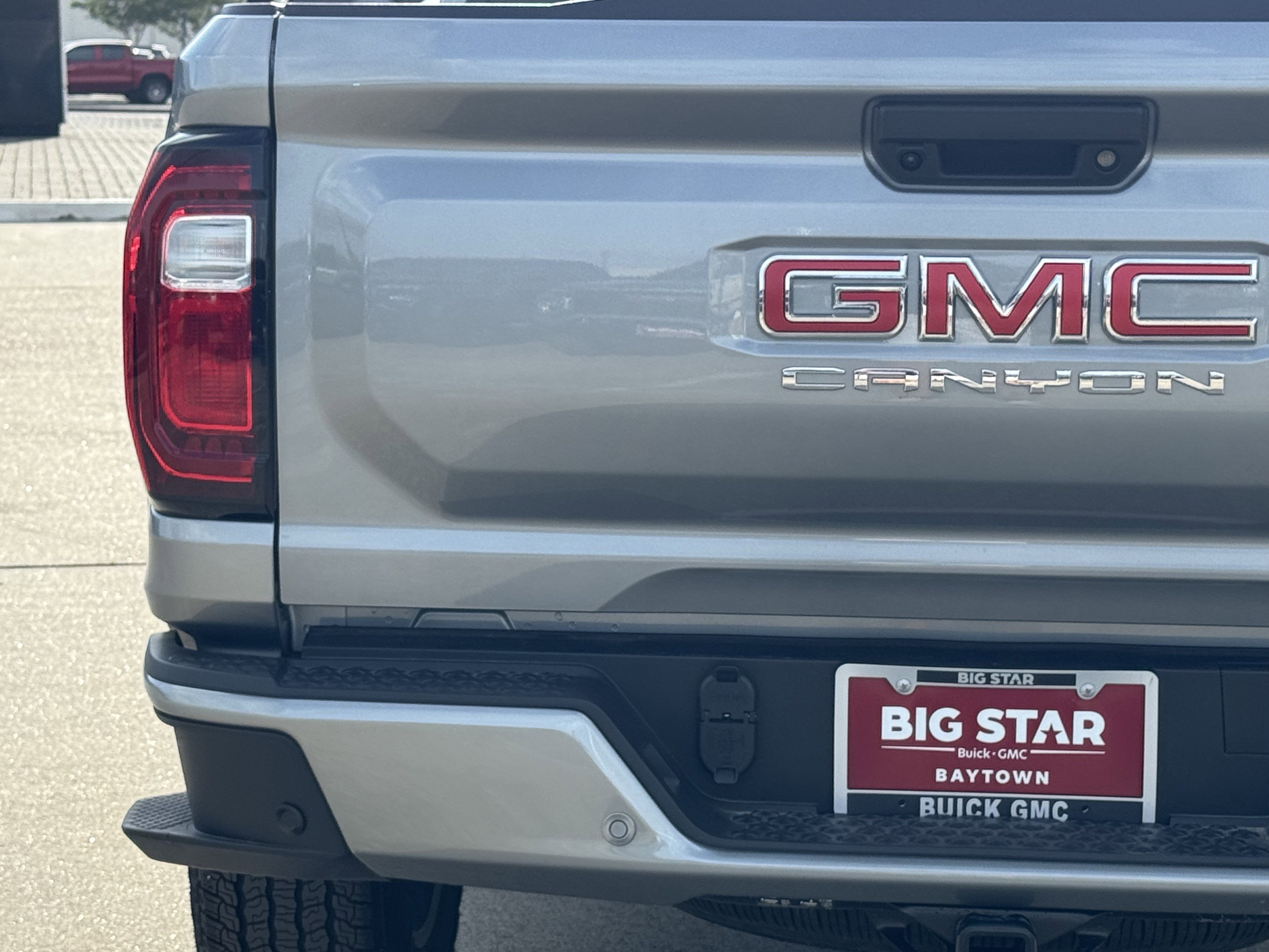2026 GMC Canyon Elevation - Photo 10