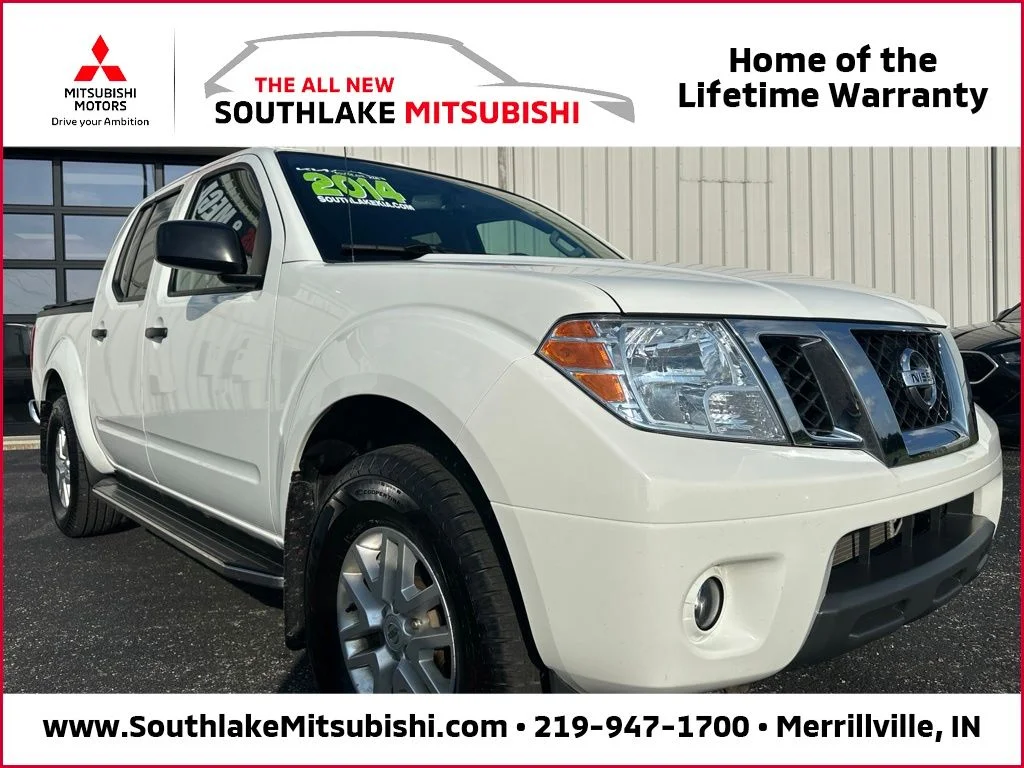 Used 2014 White Nissan SV image 1