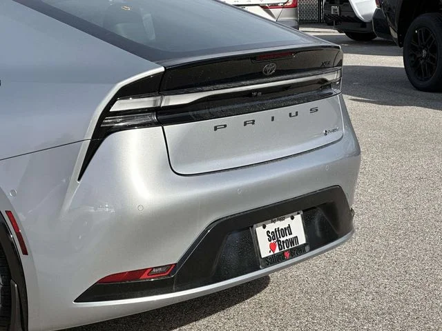 2026 Toyota Prius Plug-in Hybrid XSE Premium - Photo 11