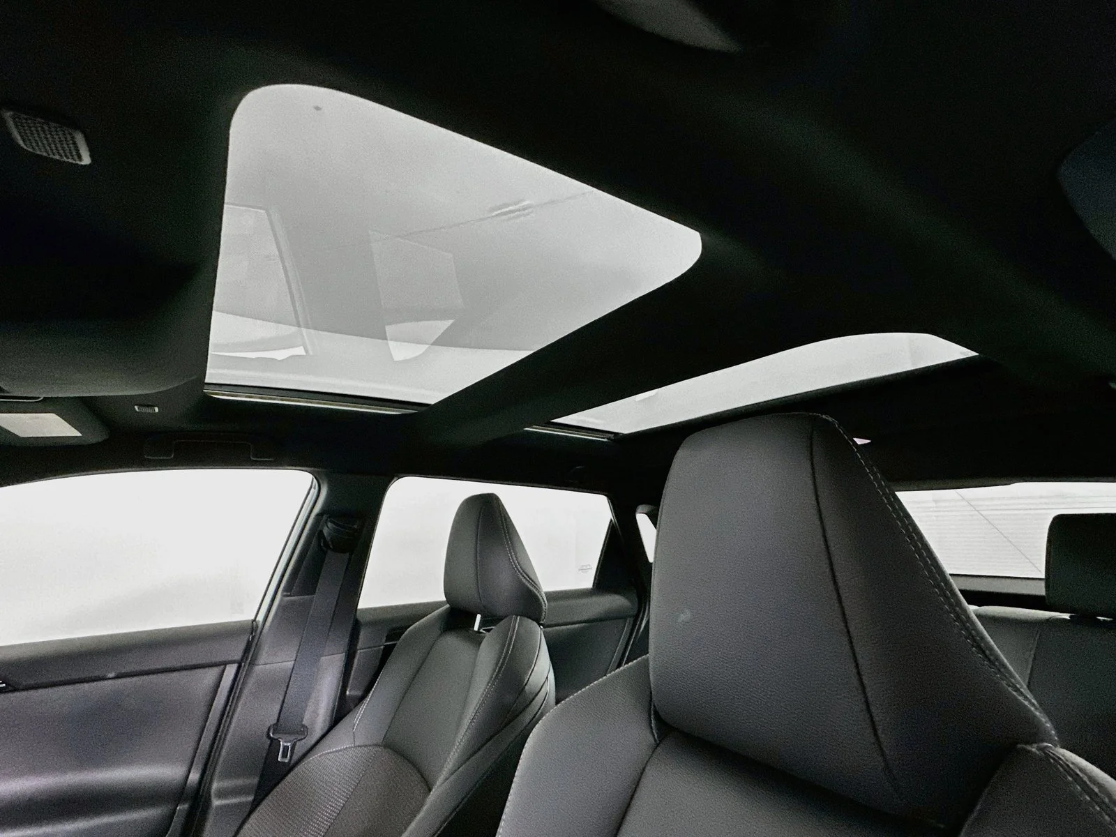 Certified Used 2023  Toyota XLE image 21