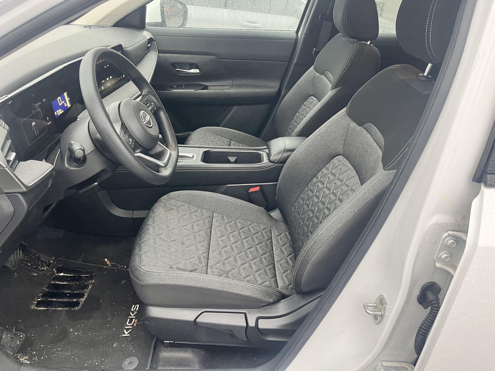 Used 2025 Fresh Powder Nissan SV image 11