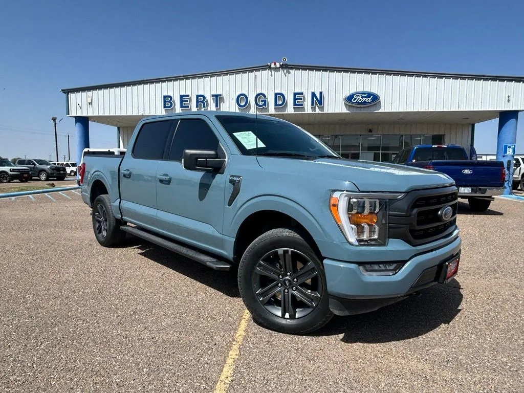 Used 2023 Blue Ford XLT image 1