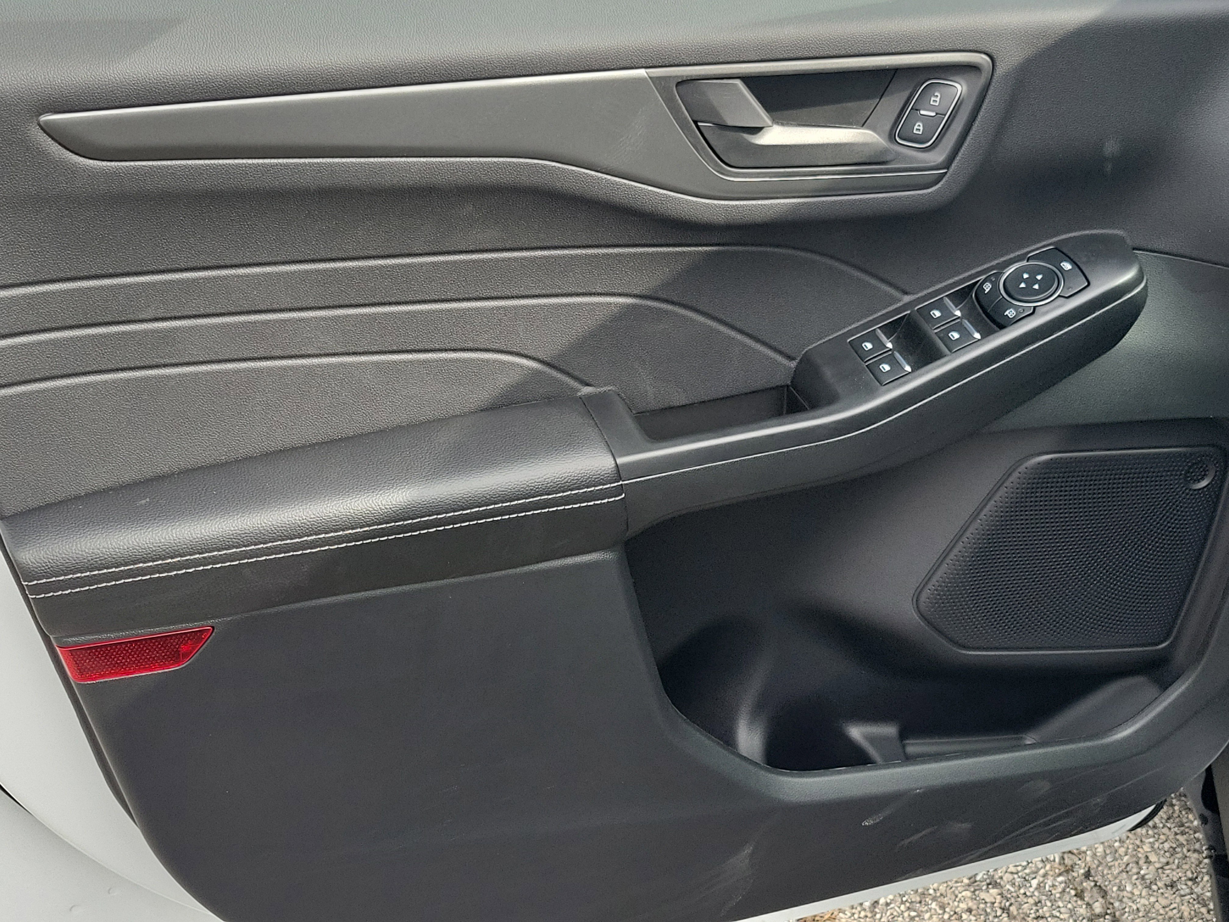 New 2026 Oxford White Ford Active® image 10