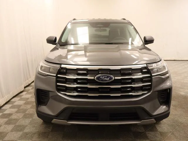 New 2026 Carbonized Gray Metallic Ford Active image 23