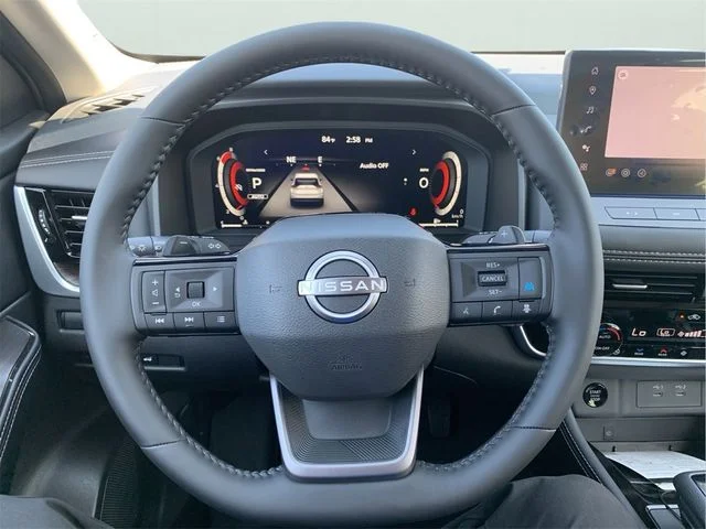 2026 Nissan Rogue Platinum - Photo 15