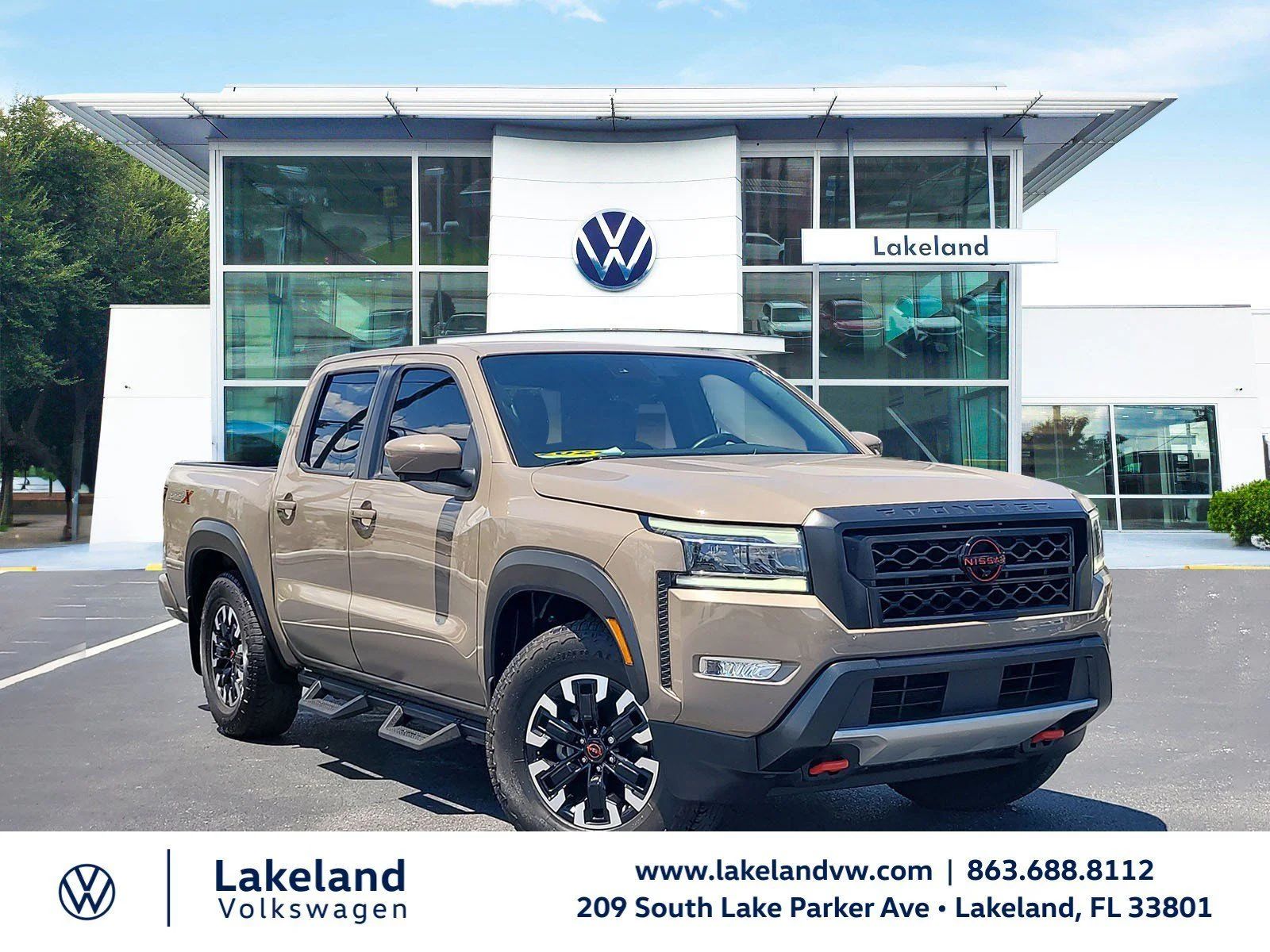 2024 Nissan Frontier PRO-X Crew Cab 4X2's photo