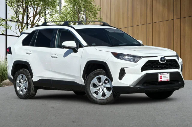 2021 Toyota RAV4 LE
