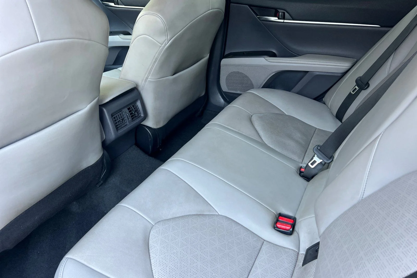 Used 2022 Gray Toyota XSE image 12