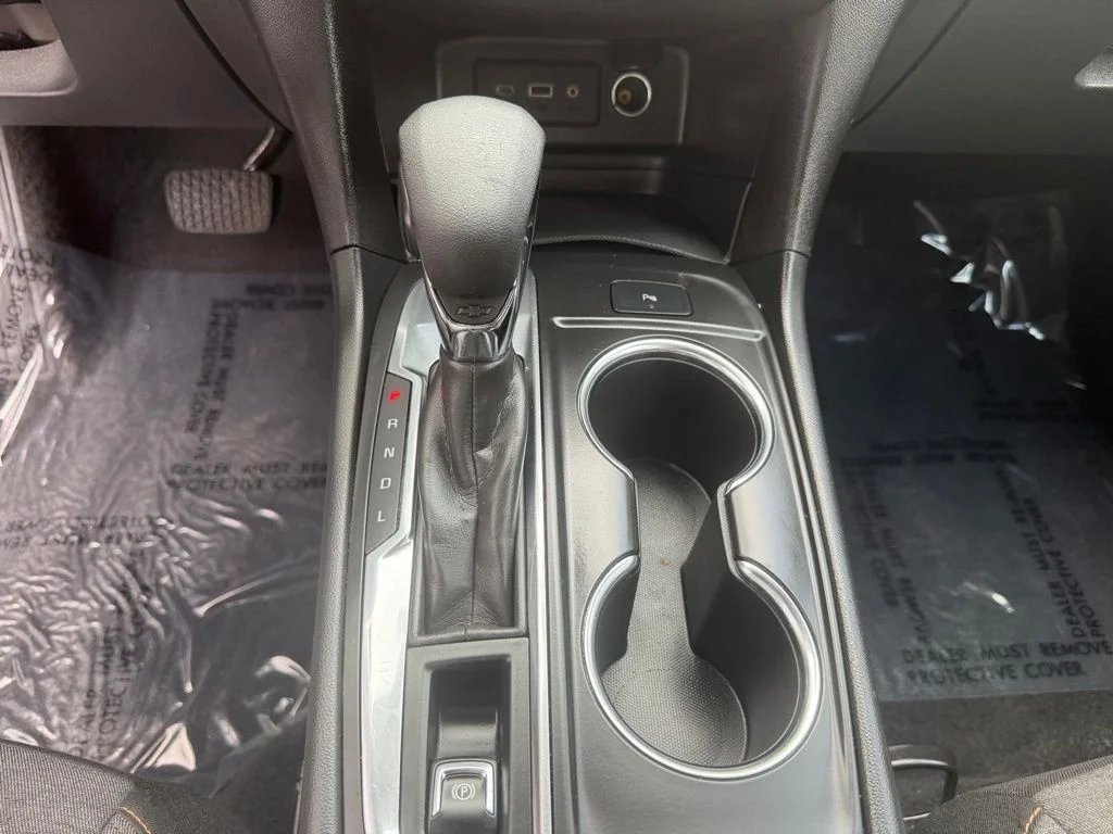 Used 2024 Black Metallic Chevrolet LT image 28