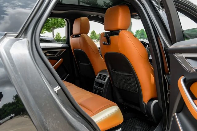 2026 Jaguar F-Pace R-Dynamic S - Photo 43