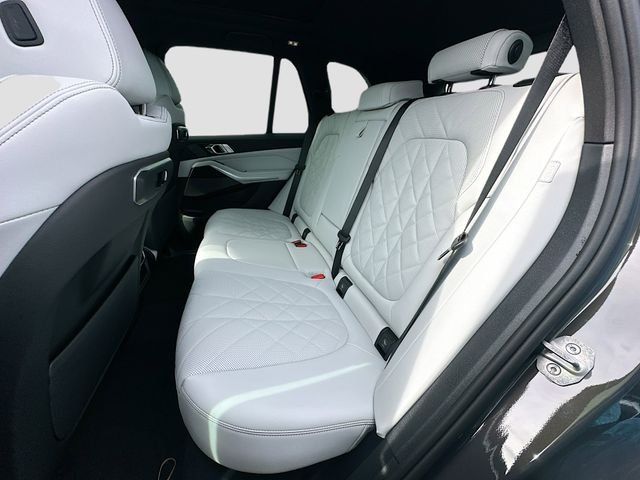 New 2026 Gray BMW sDrive40i image 19