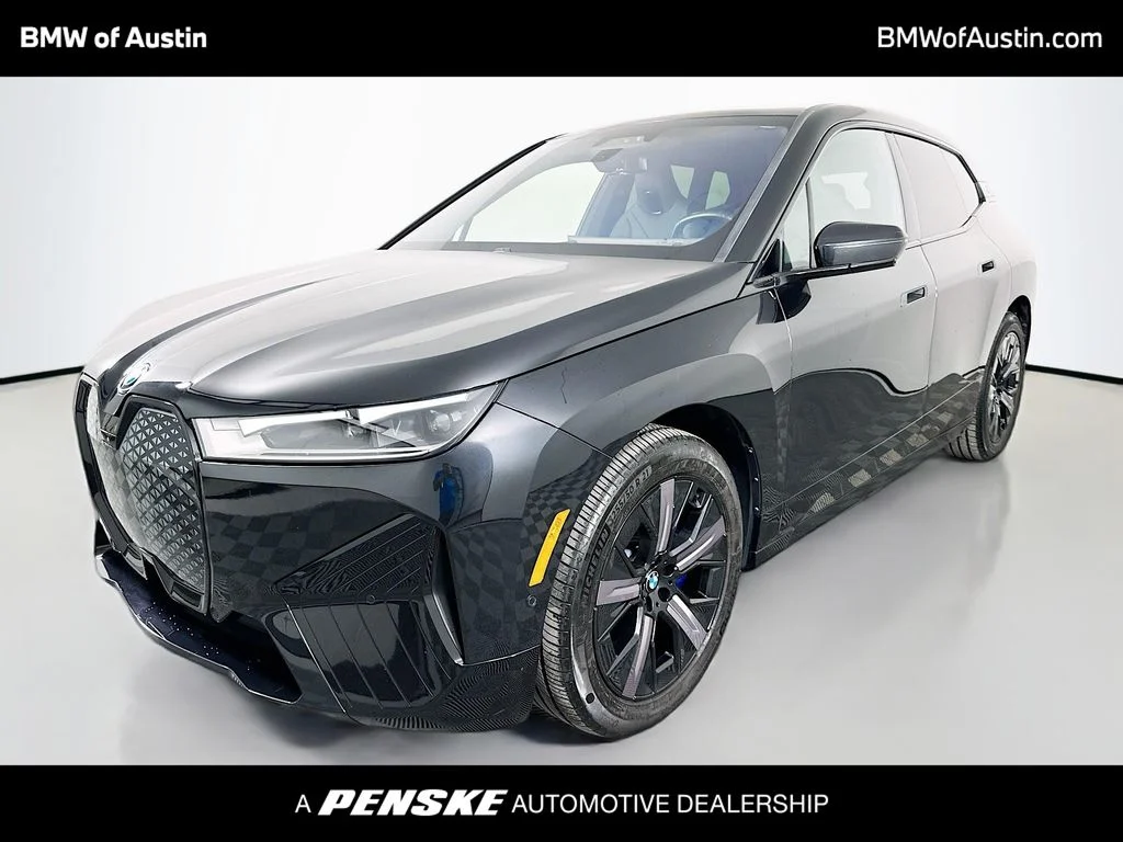 2024 BMW iX xDrive50's photo