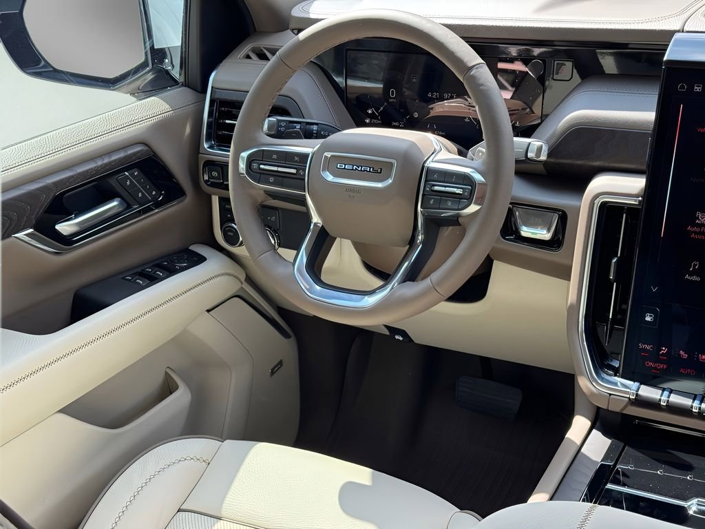 2026 GMC Yukon XL Denali - Photo 20