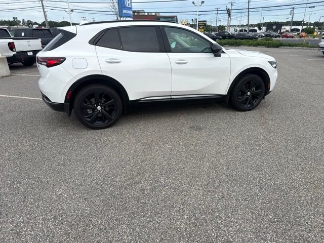 Used 2021 White Buick Essence image 21