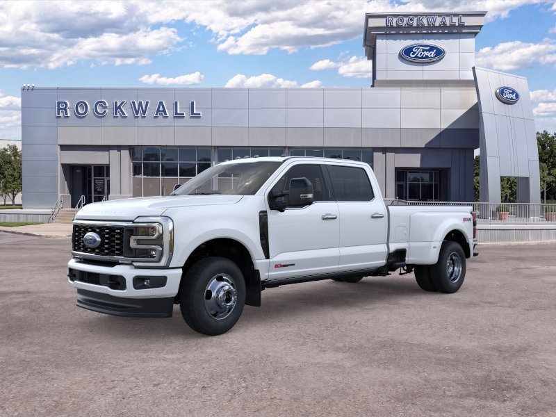 New 2026 Star White Metallic Tri-Coat Ford F-350® Platinum® image 1