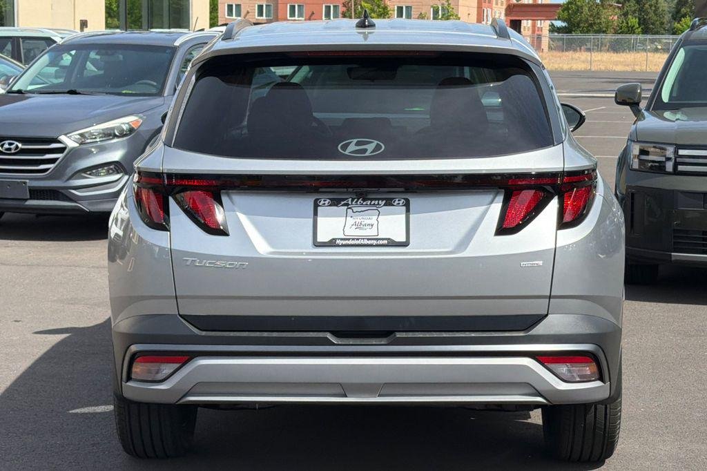 New 2026 Silver Hyundai SEL Plus AWD image 5