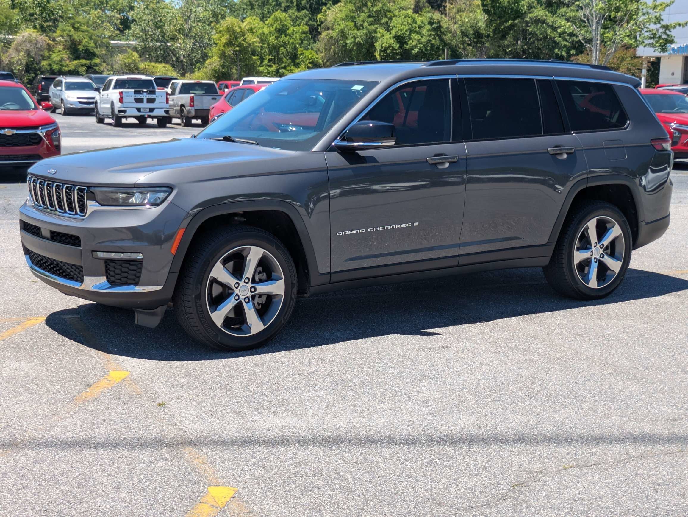 Used 2021 Baltic Gray Metallic Clearcoat Jeep Limited image 8