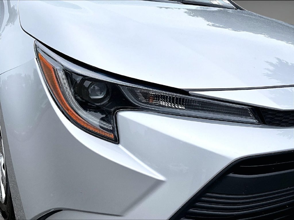 Used 2024 Classic Silver Metallic Toyota LE image 31